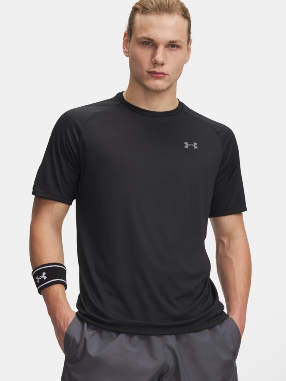 Under Armour Black Men’s Short Sleeve Athletic Tee